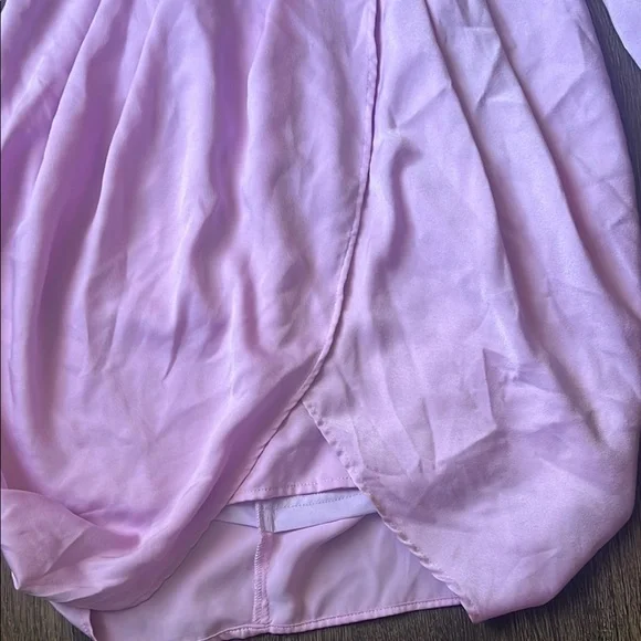 Entro Purple Perfection Pleated Dress
Medium satin - Picture 5 of 10